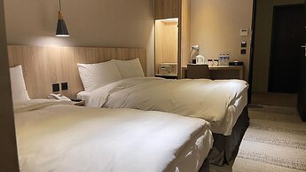 N hotel