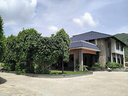 Nature Retreat Resorts