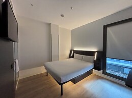 Four Points Flex by Sheraton Madrid Atocha