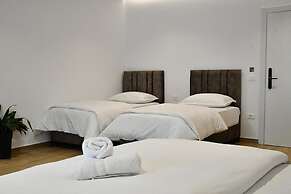Elite Hotel