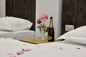 Elite Hotel