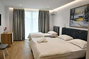 Elite Hotel