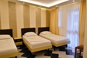 Elite Hotel
