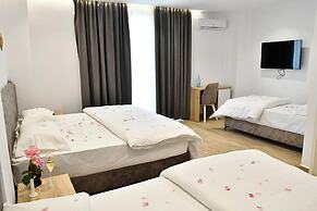 Elite Hotel