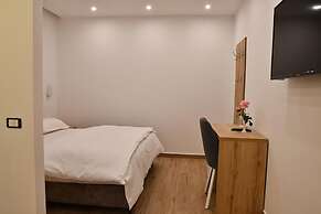 Elite Hotel