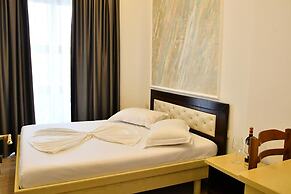 Elite Hotel