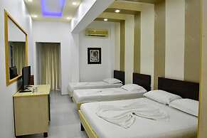 Elite Hotel