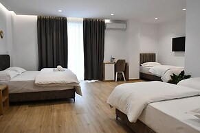 Elite Hotel