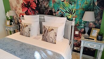 Loup Castel Boutique Hotel B&B