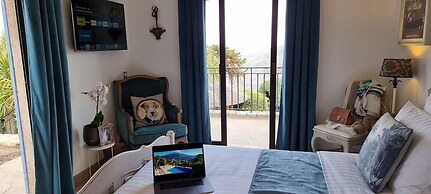 Loup Castel Boutique Hotel B&B