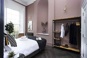 29 Queen Street Aparthotel