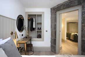 29 Queen Street Aparthotel