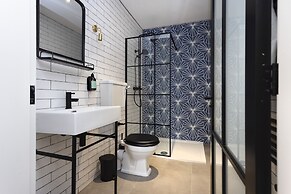 29 Queen Street Aparthotel