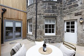 29 Queen Street Aparthotel