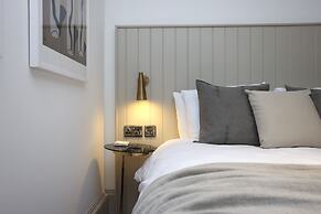 29 Queen Street Aparthotel