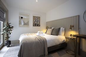 29 Queen Street Aparthotel