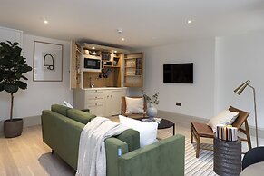 29 Queen Street Aparthotel