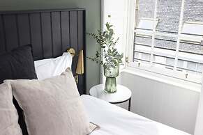 29 Queen Street Aparthotel