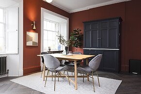 29 Queen Street Aparthotel