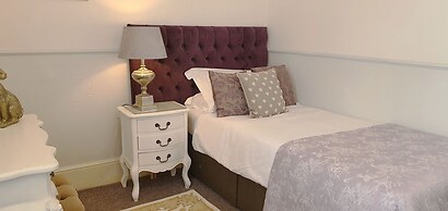 Fleurie Guest House