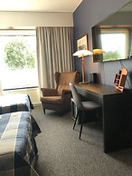 West Side Hotel