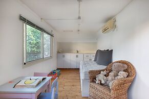 Almagor House