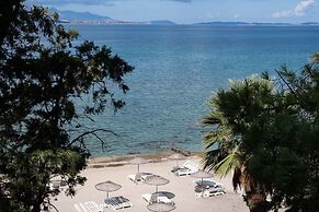 Yaso's By The Sea