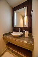 Paramount Towers 2BR Luxurious Apartment - 360 vacation