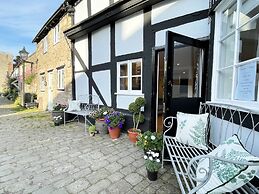 Humbug Cottage