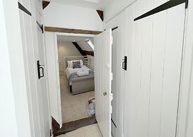 Humbug Cottage