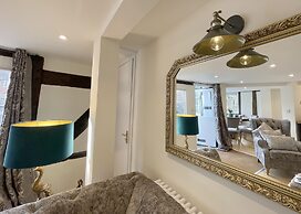 Humbug Cottage