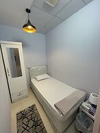 AlBarsha 1 Hostel By PHM