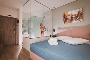 Dunlin Hotel