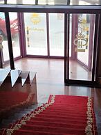 Al Commodore Hotel