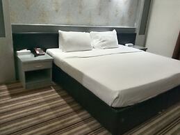 Al Commodore Hotel
