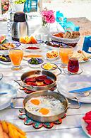 İrinikos Otel