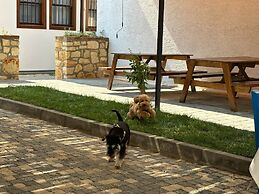 İrinikos Otel
