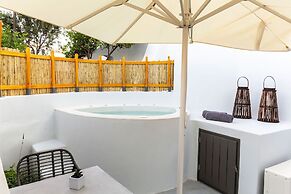 Afora Houses