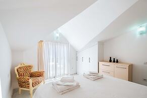 Yosun Suites