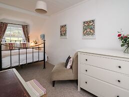 Bryniau Bychain Cottage