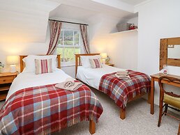 Bryniau Bychain Cottage