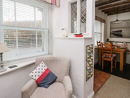 Bryniau Bychain Cottage