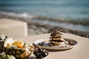 Akrotiri Olympus Luxury Suites