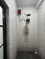 Dhangethi Inn