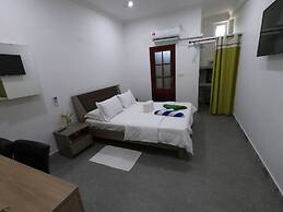 Dhangethi Inn