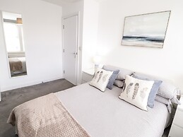Apartment 6