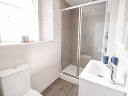 Apartment 6