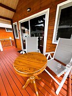 Red Hibiscus Villas