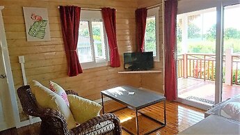 Red Hibiscus Villas