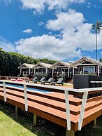Red Hibiscus Villas
